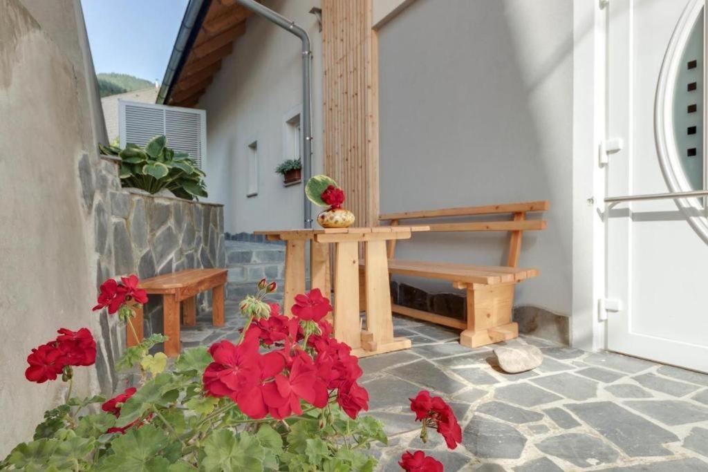 Apartments Julian Experience Rateče Extérieur photo