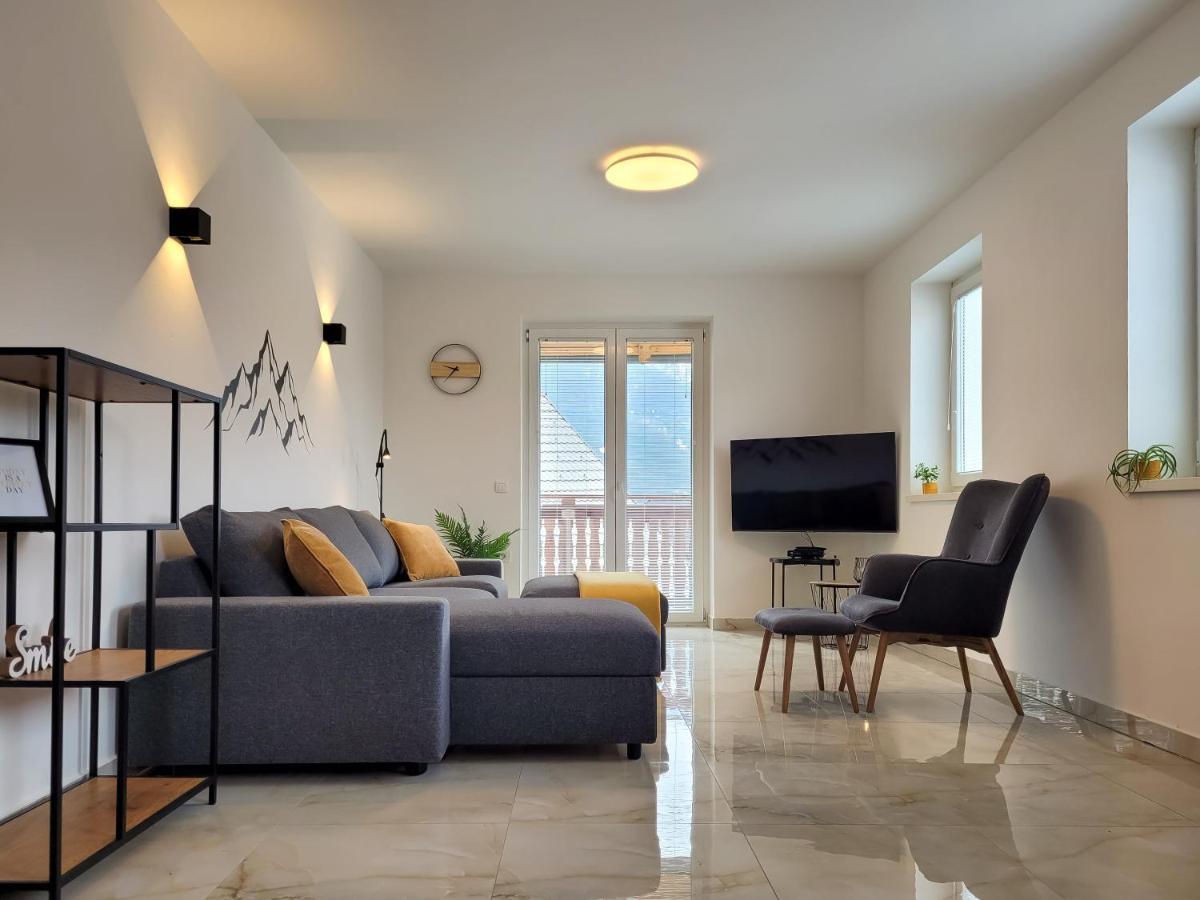 Apartments Julian Experience Rateče Extérieur photo