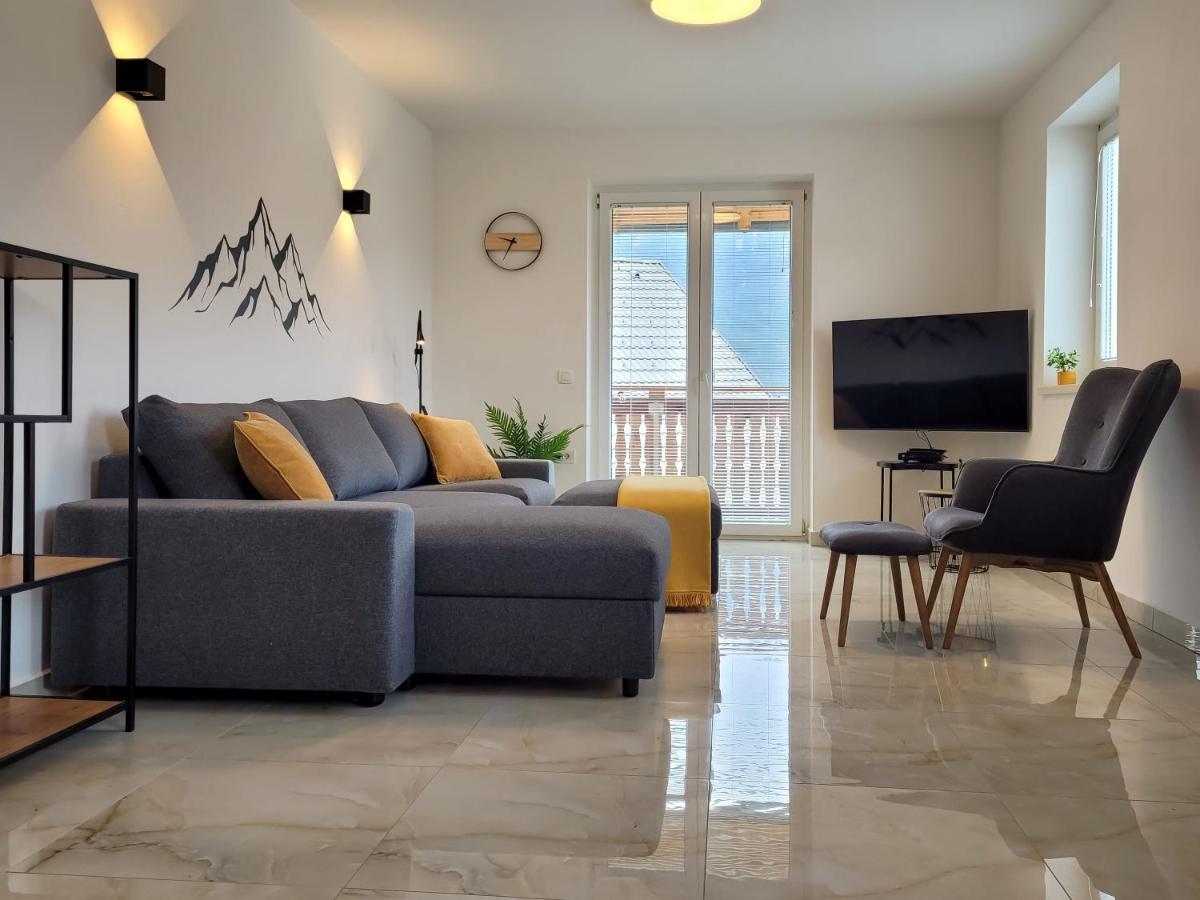 Apartments Julian Experience Rateče Extérieur photo