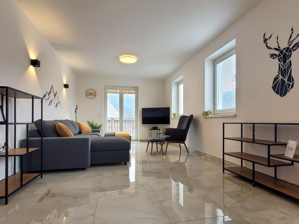 Apartments Julian Experience Rateče Extérieur photo