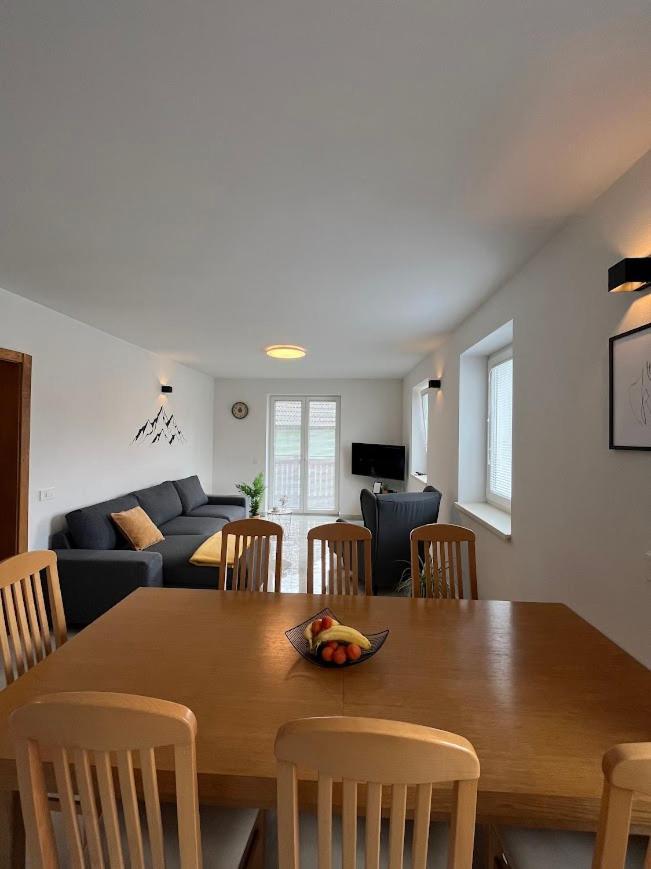 Apartments Julian Experience Rateče Extérieur photo
